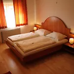 Bed and Breakfast Marienhof 3*
