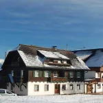 Marienhof Bed and Breakfast 3*