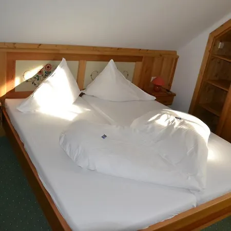 Marienhof Bed & Breakfast Hermagor-Pressegger See