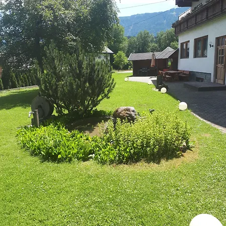 Marienhof Frühstückspension Hermagor-Pressegger See