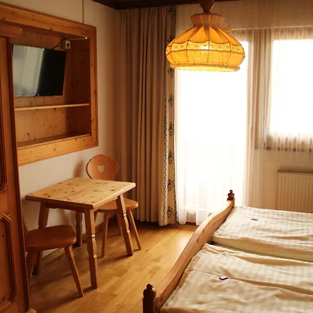 Marienhof Bed & Breakfast 3*