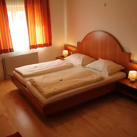 Bed & Breakfast Marienhof 3*
