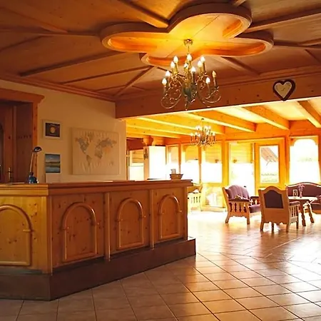 Marienhof فندق مبيت وإفطار 3*